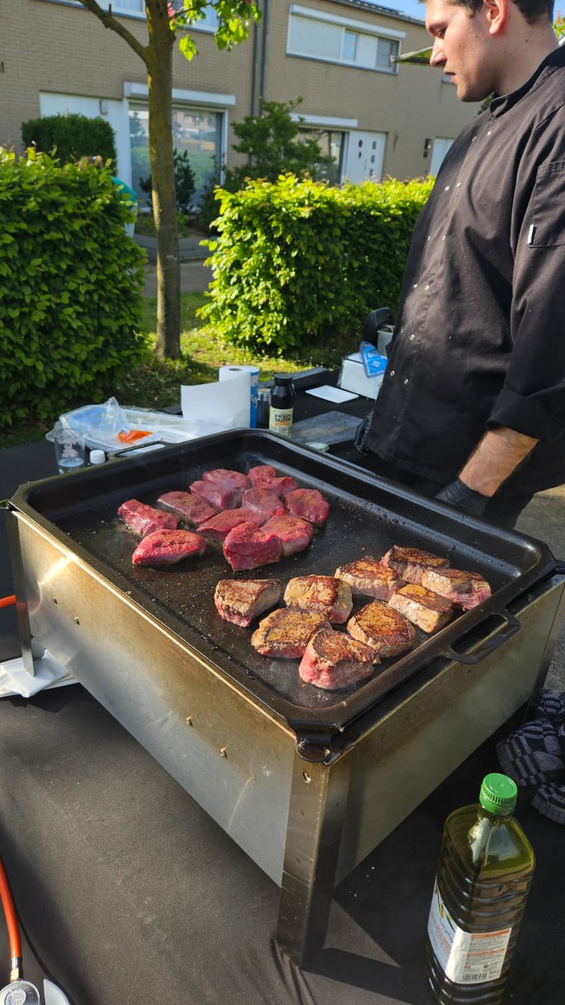 Verse steaks op de hete plancha